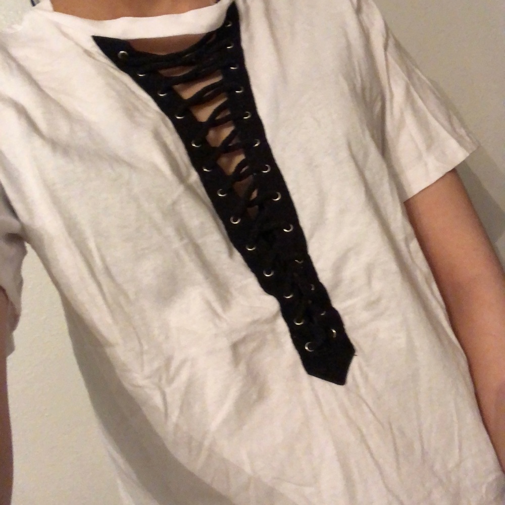 White shirt with crisscross center